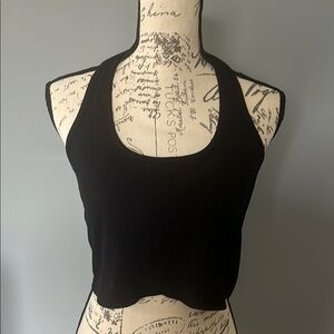 Junior XXL NWOT Black Ribbed Halter Top Cropped by Dazy